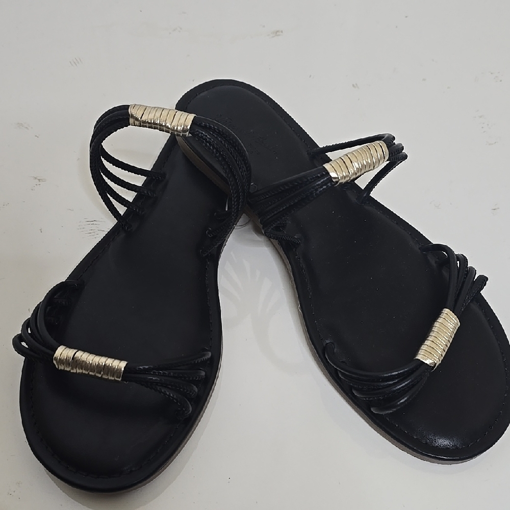 Women's Aura  Black Sandals with Gold Accents Universal Thread Size 8 - Picture 2 of 7